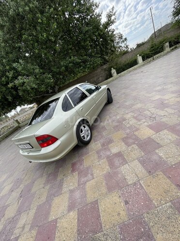 Opel Vectra 1996, 350,000 km - 1.8 l - Bakı