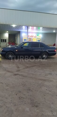 Mercedes E 300 d 1996, 225,833 km - 3.0 l - Salyan