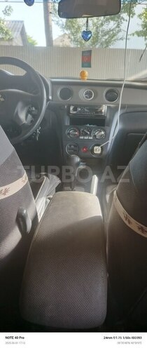 Mitsubishi Outlander 2004, 797,979 km - 2.4 l - Salyan