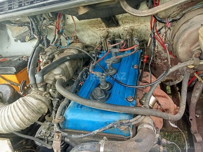 GAZ 33021 1998, 200,000 km - 2.4 l - Salyan