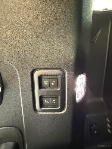 Land Rover Defender 2022, 13,869 km - 5.0 l - Bakı