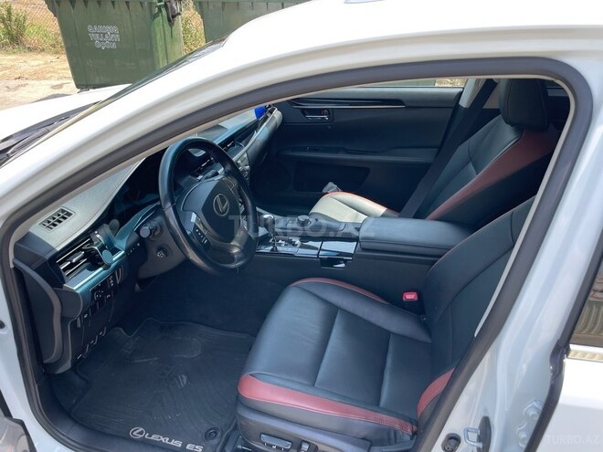 Lexus ES 250 2015, 130,100 km - 2.5 л - Bakı
