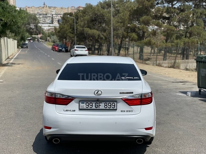 Lexus ES 250 2015, 130,100 km - 2.5 л - Bakı