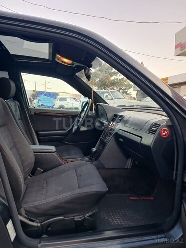 Mercedes C 220 1996, 435,983 km - 2.2 l - Sumqayıt