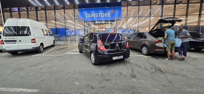 Hyundai i30 2008, 370,000 km - 1.6 l - Kürdəmir