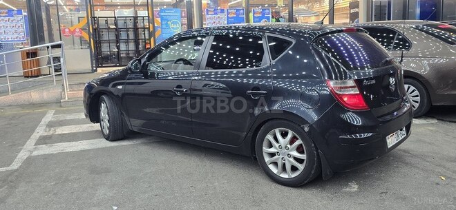 Hyundai i30 2008, 370,000 km - 1.6 l - Kürdəmir