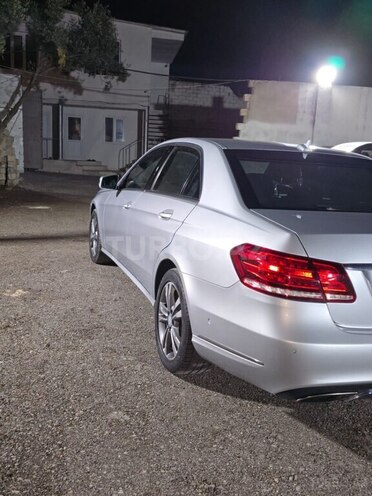 Mercedes E 220 d 2014, 198,000 km - 2.5 л - Bakı