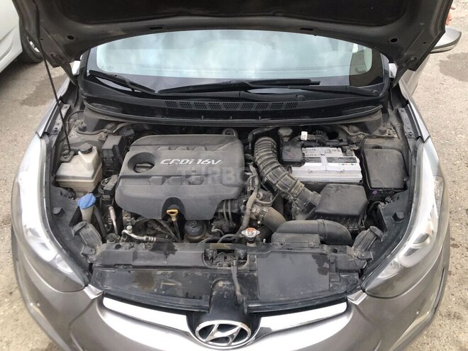 Hyundai Avante 2015, 212,949 km - 1.6 л - Bakı