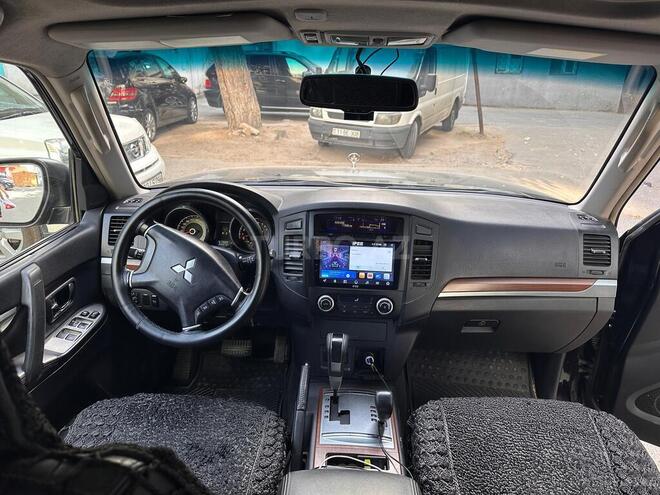 Mitsubishi Pajero 2007, 220,000 km - 3.0 l - Bakı