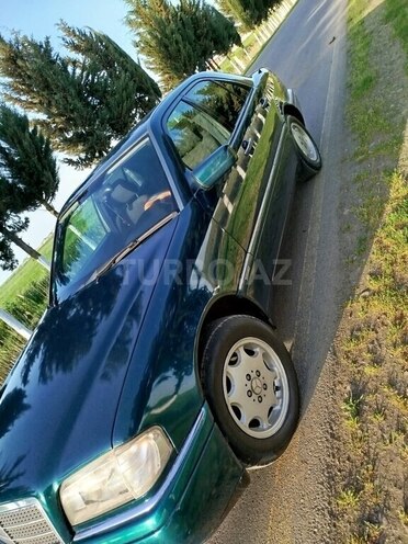 Mercedes C 180 1995, 422,000 km - 1.8 l - Masallı
