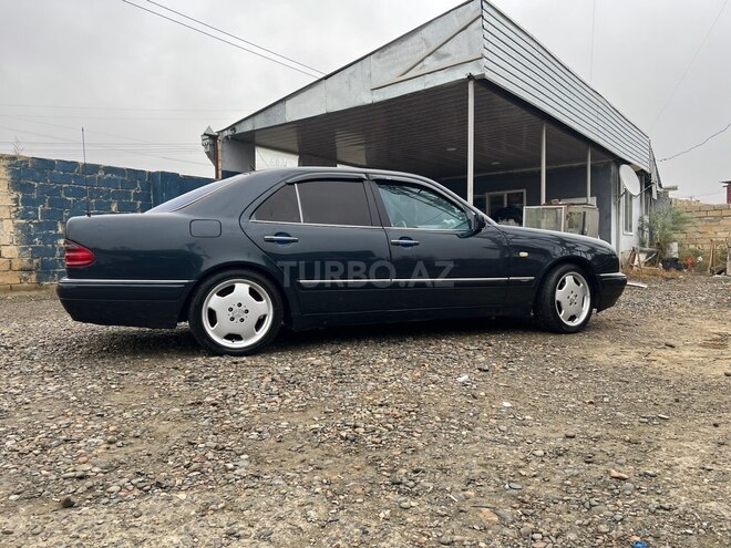 Mercedes E 230 1997, 282,000 km - 2.3 l - Mingəçevir