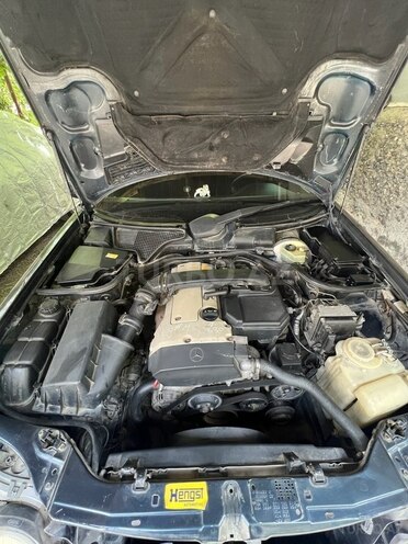 Mercedes E 230 1997, 282,000 km - 2.3 l - Mingəçevir