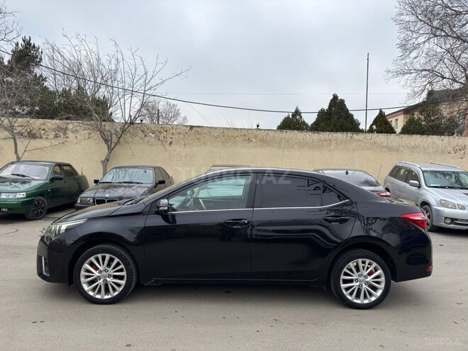 Toyota Corolla 2013, 200,008 km - 1.6 l - Bakı
