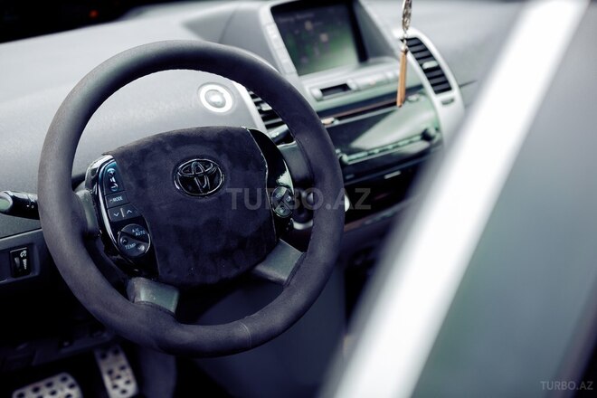 Toyota Prius-9