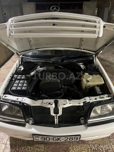 Mercedes C 180 1996, 235,803 km - 1.8 l - Bakı