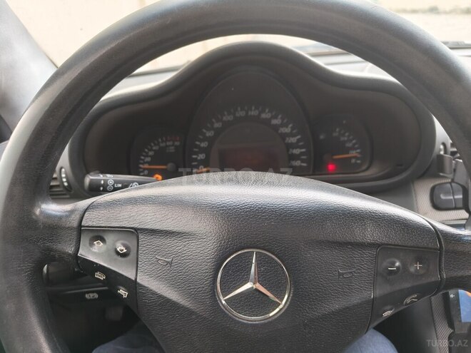Mercedes C 200 2001, 275,461 km - 2.0 l - Bakı