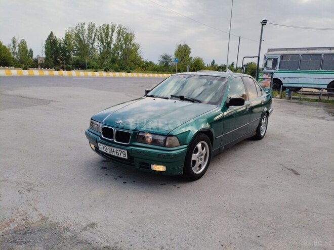 BMW 318 1993, 200,000 km - 1.8 l - Göyçay