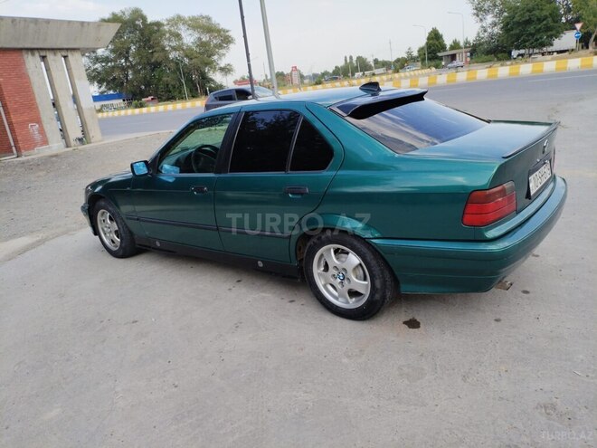 BMW 318 1993, 200,000 km - 1.8 l - Göyçay