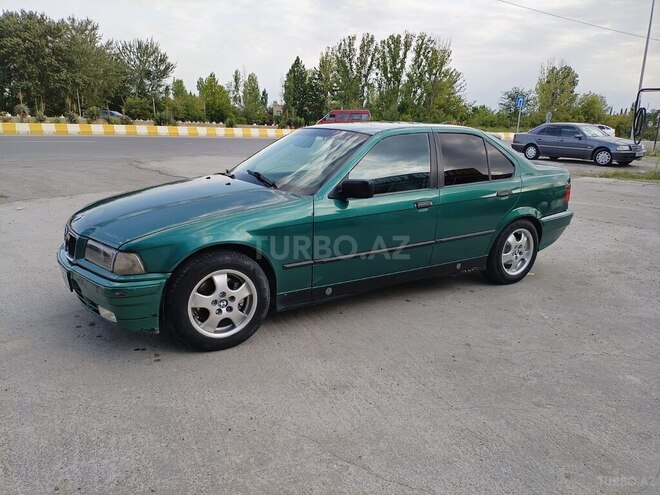 BMW 318 1993, 200,000 km - 1.8 l - Göyçay