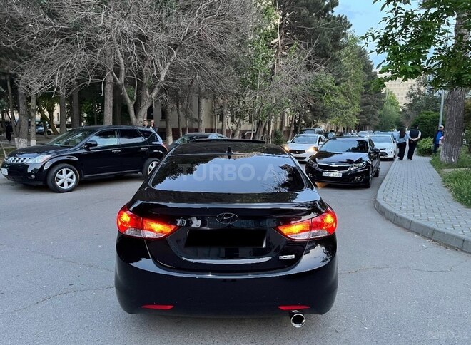 Hyundai Elantra 2013, 216,000 km - 1.8 l - Bakı