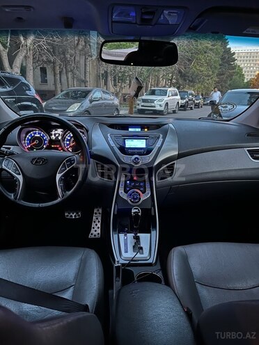 Hyundai Elantra 2013, 216,000 km - 1.8 l - Bakı
