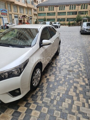 Toyota Corolla 2013, 88,000 km - 1.6 l - Bakı