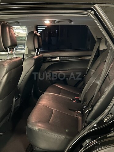 Kia Sorento-19