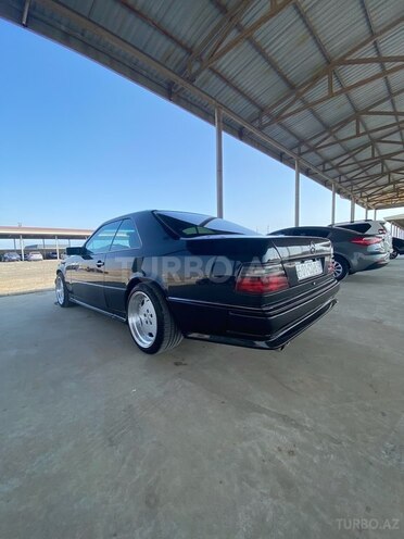 Mercedes C 230 1988, 252,000 km - 2.3 l - Bakı