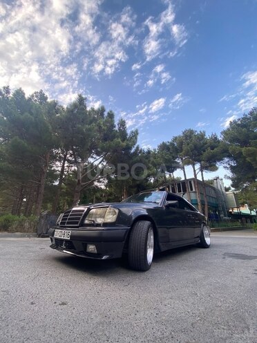 Mercedes C 230 1988, 252,000 km - 2.3 l - Bakı