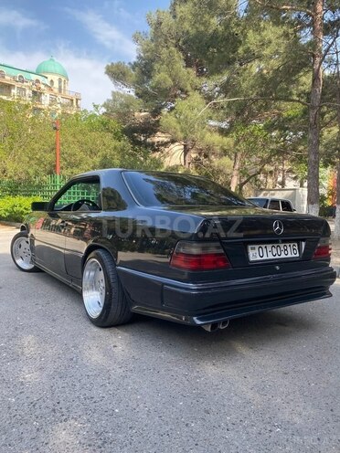 Mercedes C 230 1988, 252,000 km - 2.3 l - Bakı