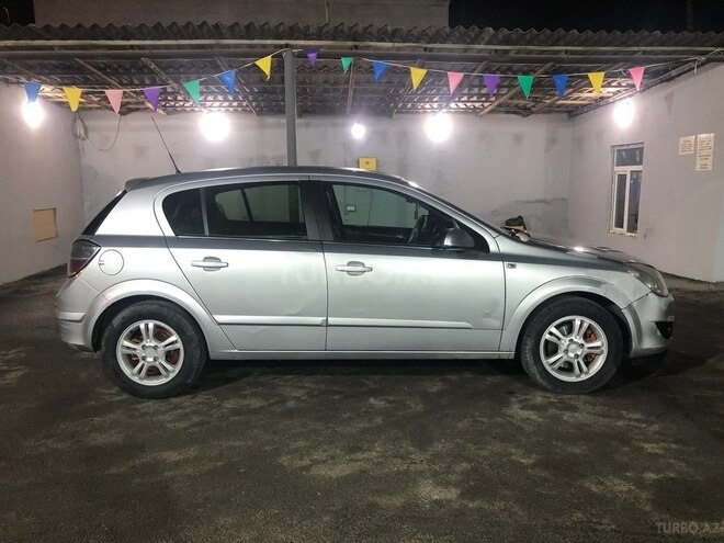 Opel Astra 2009, 400,000 km - 1.4 l - Bakı
