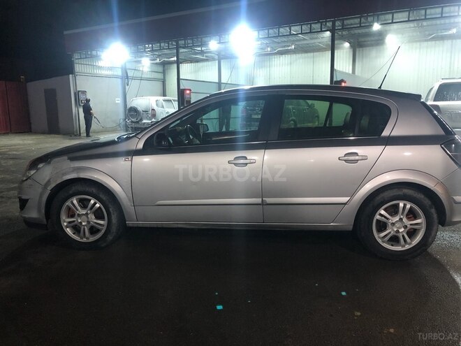 Opel Astra 2009, 400,000 km - 1.4 l - Bakı