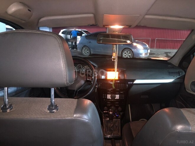 Opel Astra 2009, 400,000 km - 1.4 l - Bakı