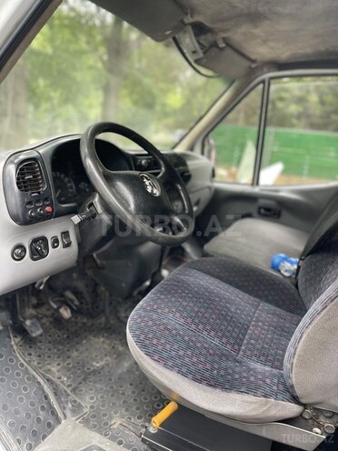 Ford Transit-4