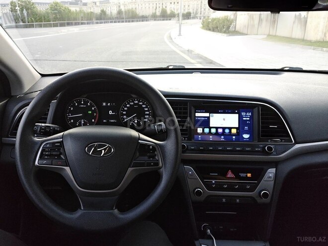Hyundai Elantra 2018, 112,000 km - 1.6 л - Bakı