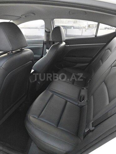 Hyundai Elantra 2018, 112,000 km - 1.6 л - Bakı