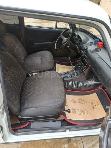 LADA (VAZ) 2106 1984, 99,999 km - 1.6 l - Salyan