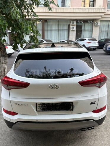 Hyundai Tucson-5