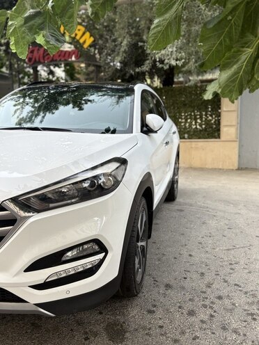 Hyundai Tucson-4