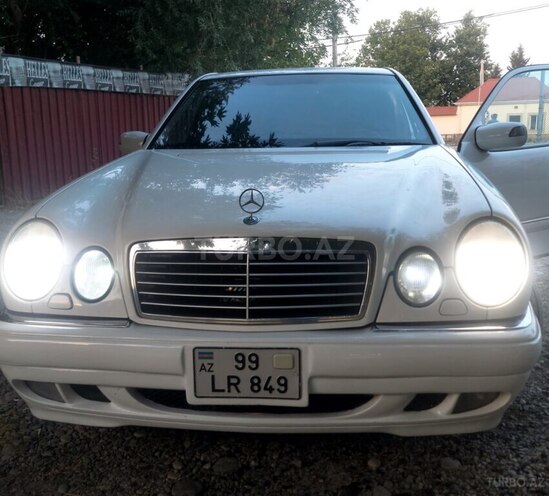 Mercedes E 240 1999, 342,538 km - 2.4 l - Sumqayıt
