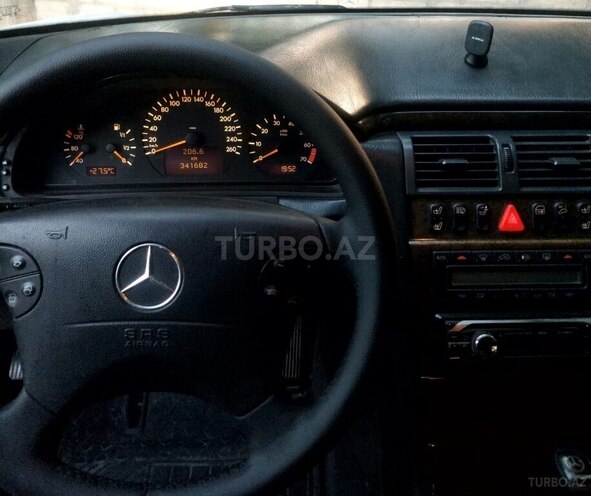 Mercedes E 240 1999, 342,538 km - 2.4 l - Sumqayıt