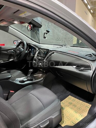 Chevrolet Malibu-13