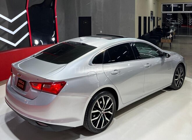 Chevrolet Malibu-8