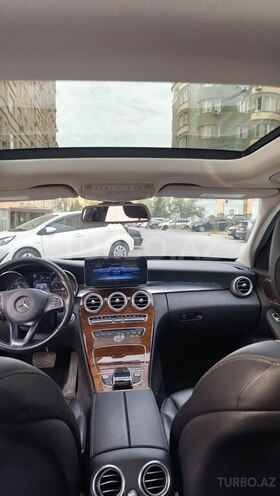 Mercedes C 300-9