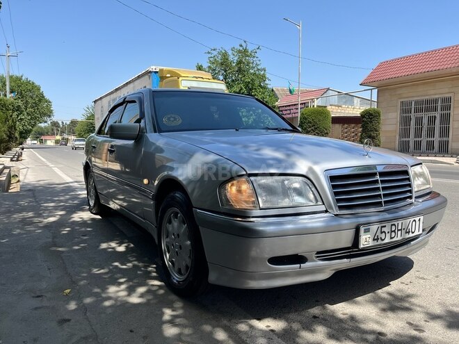 Mercedes C 240 1997, 330,300 km - 2.4 l - Ağcabədi