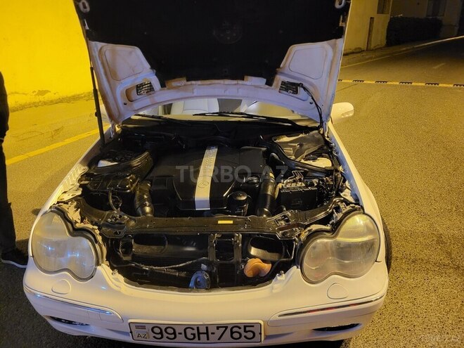 Mercedes C 240 2001, 385,858 km - 2.4 l - Bakı