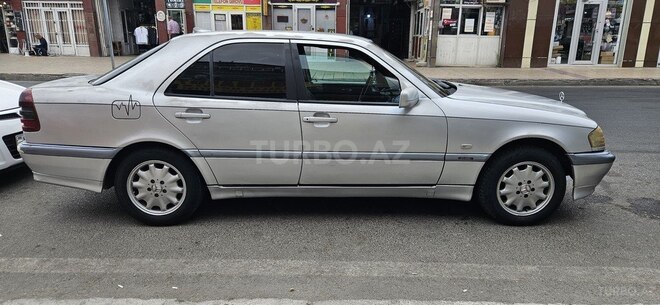 Mercedes C 200 1998, 580,000 km - 2.0 l - Bakı