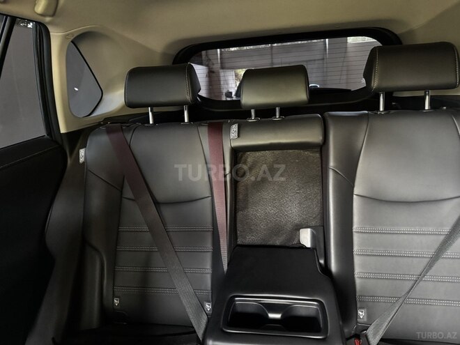 Toyota RAV4 2024, 8,800 km - 2.5 l - Samux