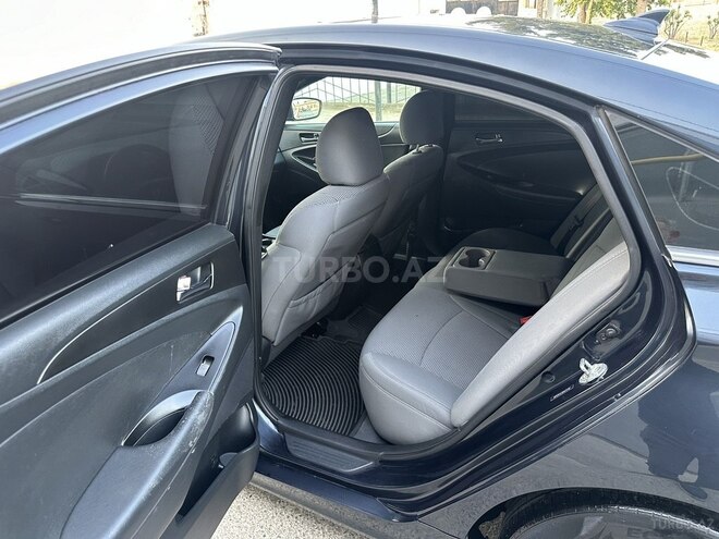 Hyundai Sonata-7