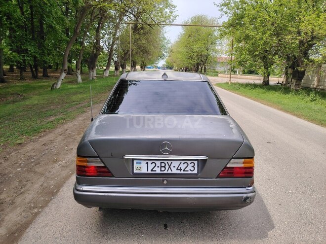 Mercedes E 200 d 1987, 500,000 km - 0.2 l - Biləsuvar